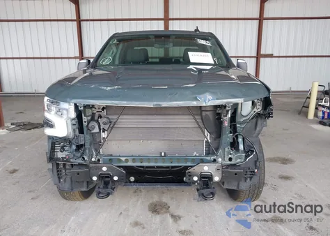 2025 Chevrolet Silverado 1500 4Wd Standard Bed Lt from USA, damaged, VIN 1GCUKDED4SZ156779